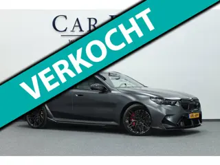 BMW 5-serie Touring M5 1000+PK BTW/AKRAPOVIC OPF DELETED/KERAMISCH/CARBON M-PERFORMANCE/EVENTURI/22”