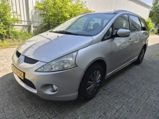 Mitsubishi Grandis 2.4-16V InSport Trekhaak Automaat 7 persoons