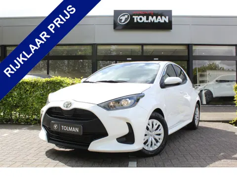 Toyota Yaris 1.5 Hybrid 115 Comfort Plus | Rijklaar | Stoel/Stuur-verw. | Keyless | Apple/Android | 