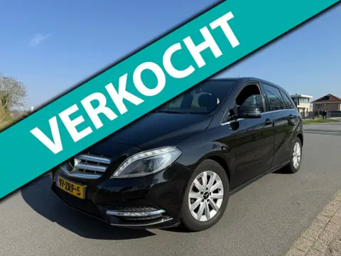 Mercedes-Benz B-klasse 180 Ambition NAP/NAVI/APK 2-2027/VELGEN