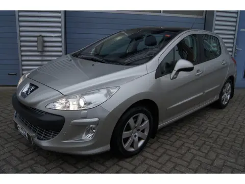 Peugeot 308 1.6 THP Automaat Clima Cruise Xenon Trekhaak