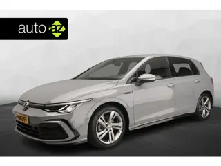 Volkswagen Golf 1.5 eTSI R-Line Automaat | Stoelverwarming | Stuurverwarming | Active Cruise Control