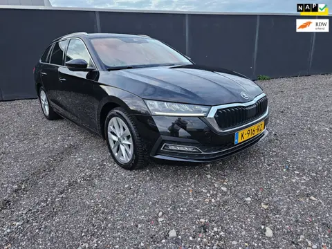 Skoda Octavia Combi 1.5 e-TSI Business Edition Plus AUTOMAAT/VIRTUAL/LED