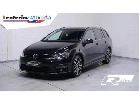 Volkswagen Golf Variant 1.6 TDI Highline R-line Sportstoelen lederen bekleding NAP DAB-ontvangst cru