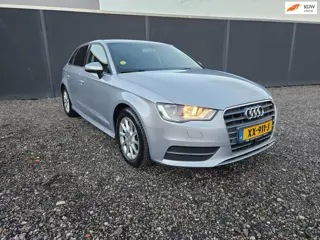 Audi A3 Sportback 1.6 TDI ultra Attraction Pro Line plus *LEDER-NAVI-TREKHAAK