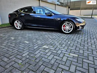 Tesla MODEL S 85D Performance*€ 20.500 NETTO*700PK AUTOPILOT/PANODAK/LUCHTVERING
