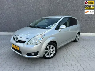 Toyota Verso 1.8 VVT-i Luna | TREKHAAK | NAVI | CRUISE CONTROL | PARKEERSENSOREN | APK T/M 22-7-2027
