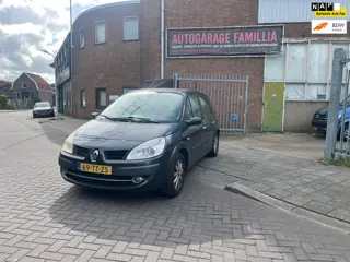 Renault Scénic 1.6-16V Tech Line