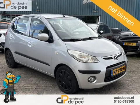 Hyundai i10 1.1 Dynamic INRUILKOOPJE/AIRCO/EL.RAMEN/RADIO+CD/5-DEURS rijklaarprijs!
