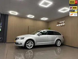 Skoda Octavia Combi 1.0 TSI Greentech Style Business * Automaat / 1e Eig / Panoramadak / Trekhaak / 
