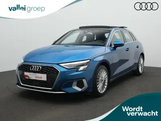 Audi A3 Sportback 30 TFSI 110 pk S-tronic Ambition | Panoramadak | Sportstoelen | Navigatie | Parkee
