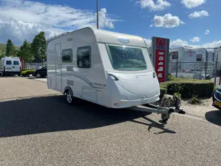 Caravelair Antares Luxe 390 Freeline | Fietsenrek | Dinette | Vastbed | Kachel |  Koelkast |