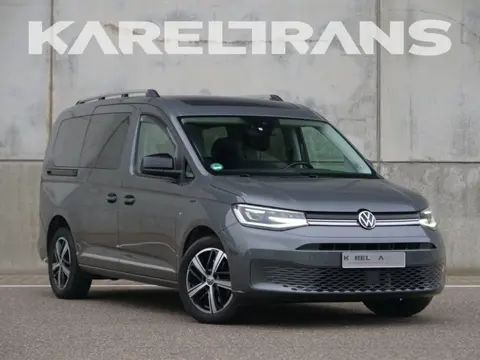 Volkswagen Caddy 1.5 TSI | Highline | Panoramadak | 7 zits | virtual-cockpit | camera | standkachel.