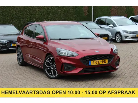Ford Focus 1.0 EcoBoost Titanium Business / Camera / Head-up / CarPlay / Keyless / 18'' / Navigatie 