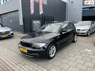 BMW 1-serie 118d Airco 6Bak NAP APK 1 Jaar