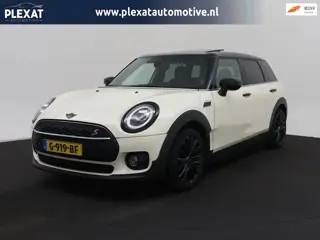 Mini Clubman 1.5 Cooper Business Edition Aut. | Panorama | Sportstoelen | Harman-Kardon | Engelse Ac
