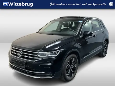 Volkswagen Tiguan 1.4 TSI eHybrid Elegance / AUTOMAAT/ PANO/ LEER/ MEMORY SEAT/ DODEHOEK/ PARK.SENSO