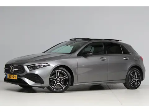 Mercedes-Benz A-klasse A250e AMG | head-up display | 360 camera | elektrische stoelen | sfeerverlich