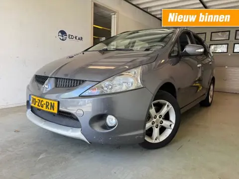MITSUBISHI GRANDIS 2.4-16V InSport 7PERS. AIRCO TREKHAAK PDC NAP APK 3-2027