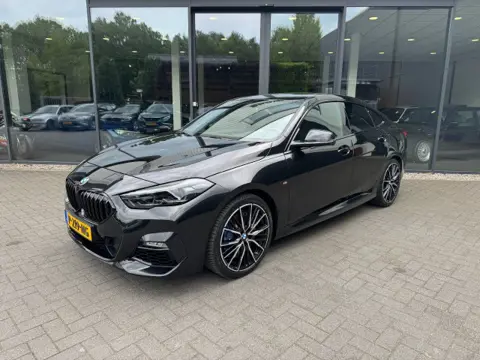 BMW 2-SERIE GRAN COUPE 220I M-Sport,LED,Schaalstoel,Lane Ass.,Carplay,Stoelverw,Camera,