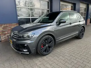 VOLKSWAGEN TIGUAN 1.4 TSI 4motion Highline Business R, Automaat, Pano, VCC, ACC, Trekhaak, ALL IN Prijs!