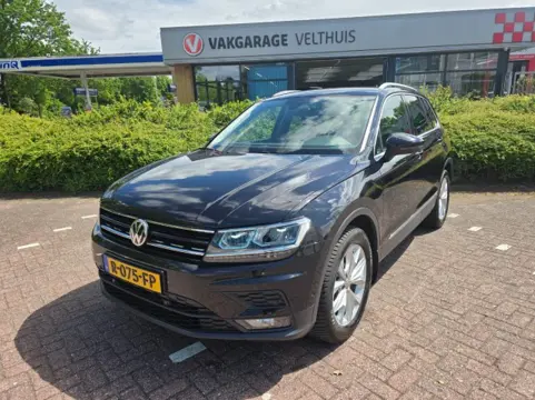 VOLKSWAGEN TIGUAN 2.0 4motion Business  190 PK / Trekhaak / Standkachel / stoel-stuur verwarming