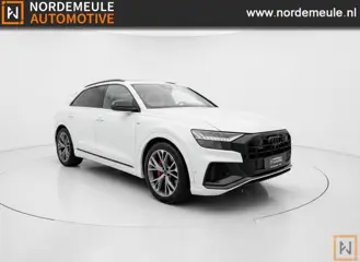 AUDI Q8 60 TFSI E Q COMPETITION, S-Line B&O, HUD, 360, ACC, PANO