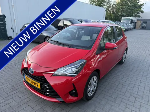 Toyota Yaris 1.5 Hybrid Active AUTOMAAT - Climate-Cruisecontrol - Camera - Slechts 32.000 km ! - Ori