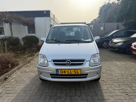 Opel Agila 1.2-16V Comfort