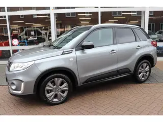 Suzuki Vitara 1.4 Boosterjet Select Navigatie, Camera achter.