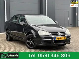 Volkswagen Jetta 1.6 TRENDLINE CLIMA CRUISE LMV