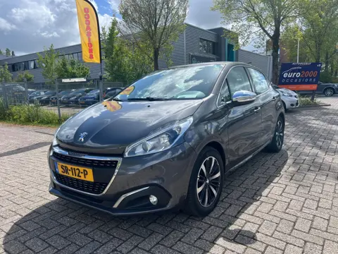 Peugeot 208 1.2 PureTech Allure - NAVIGATIE - NIEUWE APK !