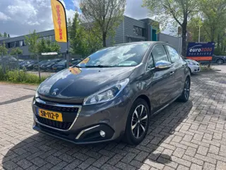 Peugeot 208 1.2 PureTech Allure - NAVIGATIE - NIEUWE APK !
