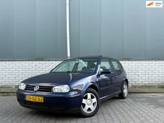 Volkswagen Golf 1.6 Highline-Automaat-Schuifdak-NWE APK