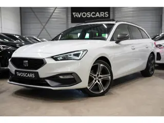 SEAT Leon Sportstourer 1.5 eTSI FR DSG * Pano - LED - Memory - Alcantara - ACC - Blind Spot - Keyles