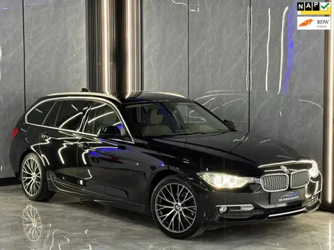 BMW 3-serie Touring 316i Executive | Harman/Kardon | Automaat | Half Leer | Cruise | Airco | LED | B