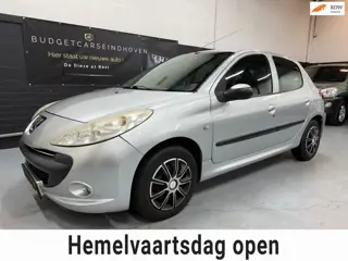 Peugeot 206 + 1.1 XR Nap/5Drs/APK 04-2027!