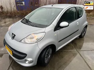 Peugeot 107 Peugeot 107 Automaat – 2006 – €3350