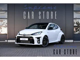 Toyota Yaris 1.6 GR Performance | Pure White | 18 inch | Fabrieksgarantie!
