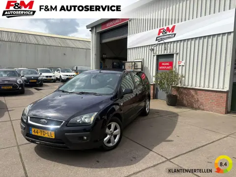 Ford Focus Wagon 1.6-16V Futura Airco, cruise