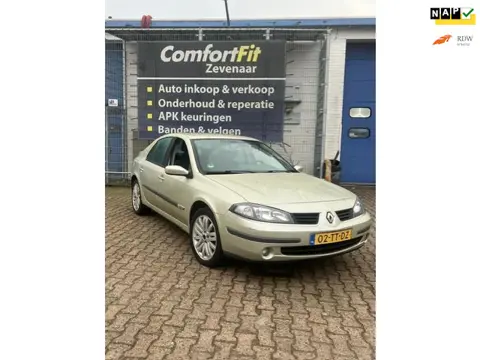 Renault Laguna 2.0-16V Business