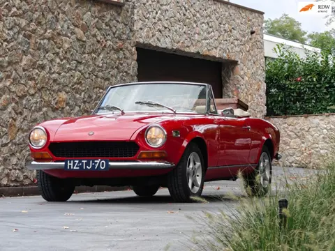 Fiat 124 1800 Sport Spider
