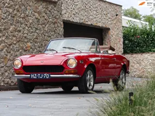 Fiat 124 1800 Sport Spider