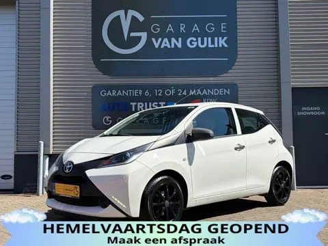 Toyota Aygo 1.0 VVT-i x 69PK Airco,Isofix,Bluetooth,ElektrRamen,Multi-Stuur,Radio/Cd-Speler,Lmv,Usb,