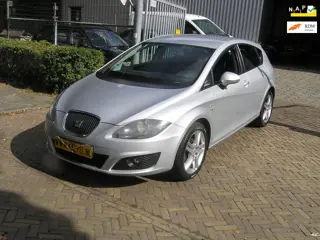 Seat Leon 1.2 TSI Ecomotive Businessline COPA nap pas airco navi APK