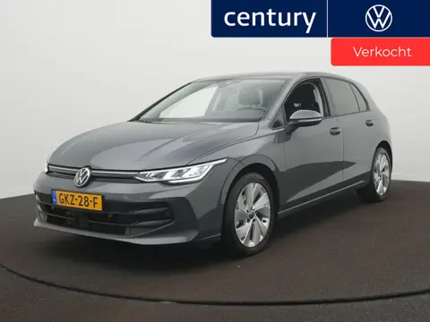 Volkswagen Golf 1.5 TSI Life Edition Apple Carplay/Android Auto - PDC - Camera - LED - Sfeerverlicht