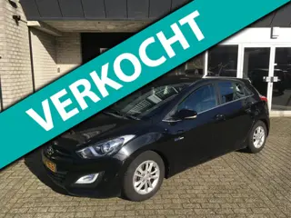 Hyundai I30 1.6 GDI Business Edition / NIEUW MODEL / NAVI / CAMERA / ALU VELGEN