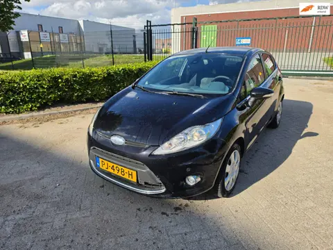 Ford Fiesta 1.25 Titanium CLIMA PDC NIEUWE APK 12-05-2027