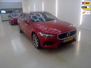 Volvo V60 2.0 T5 Momentum Pro 250PK+Half-Leder+19"Lmv+Adaptief-cruise+navi+elek-trekhaak = SUPER !!