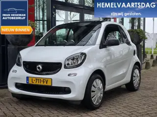 Smart fortwo EQ Essential 18 kWh | SOH 89% | Climate Control | Navigatie | Cruise Control | Electr. 